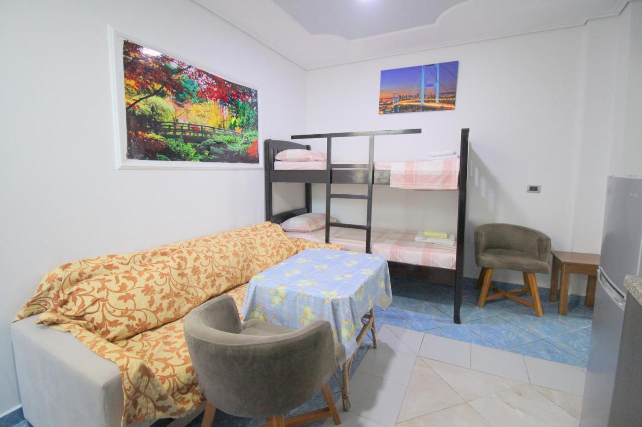 Andy Apartments Саранда Екстер'єр фото