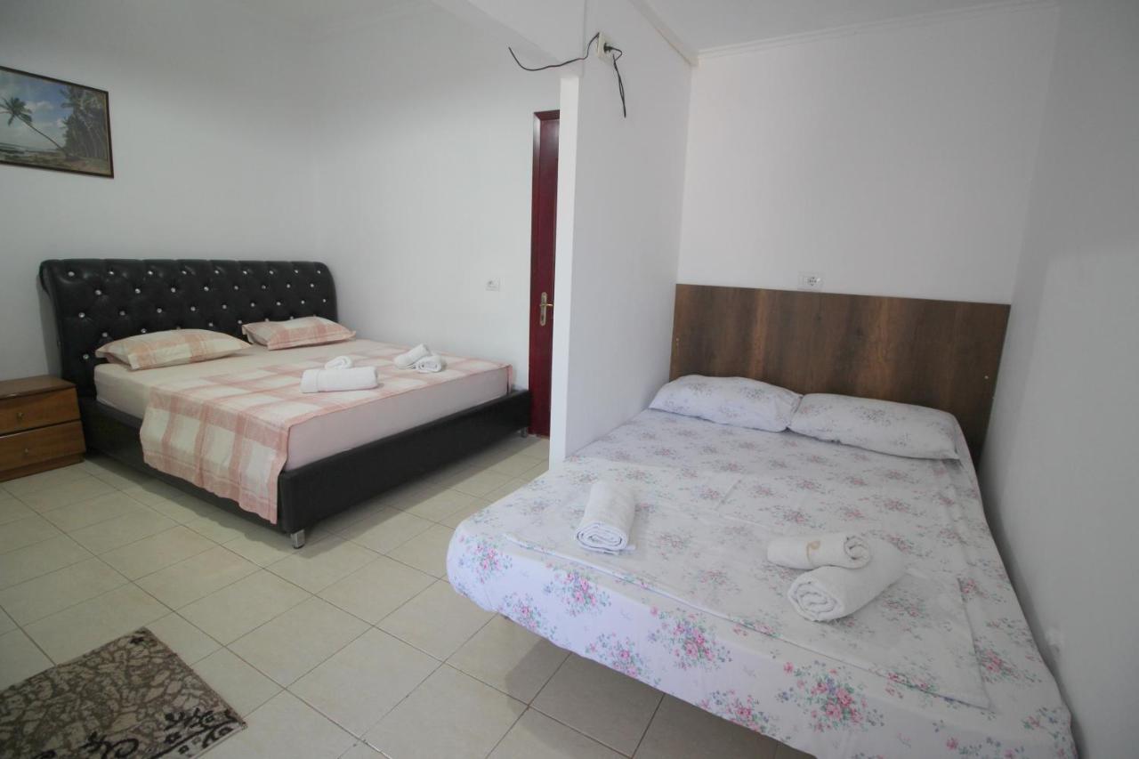 Andy Apartments Саранда Екстер'єр фото