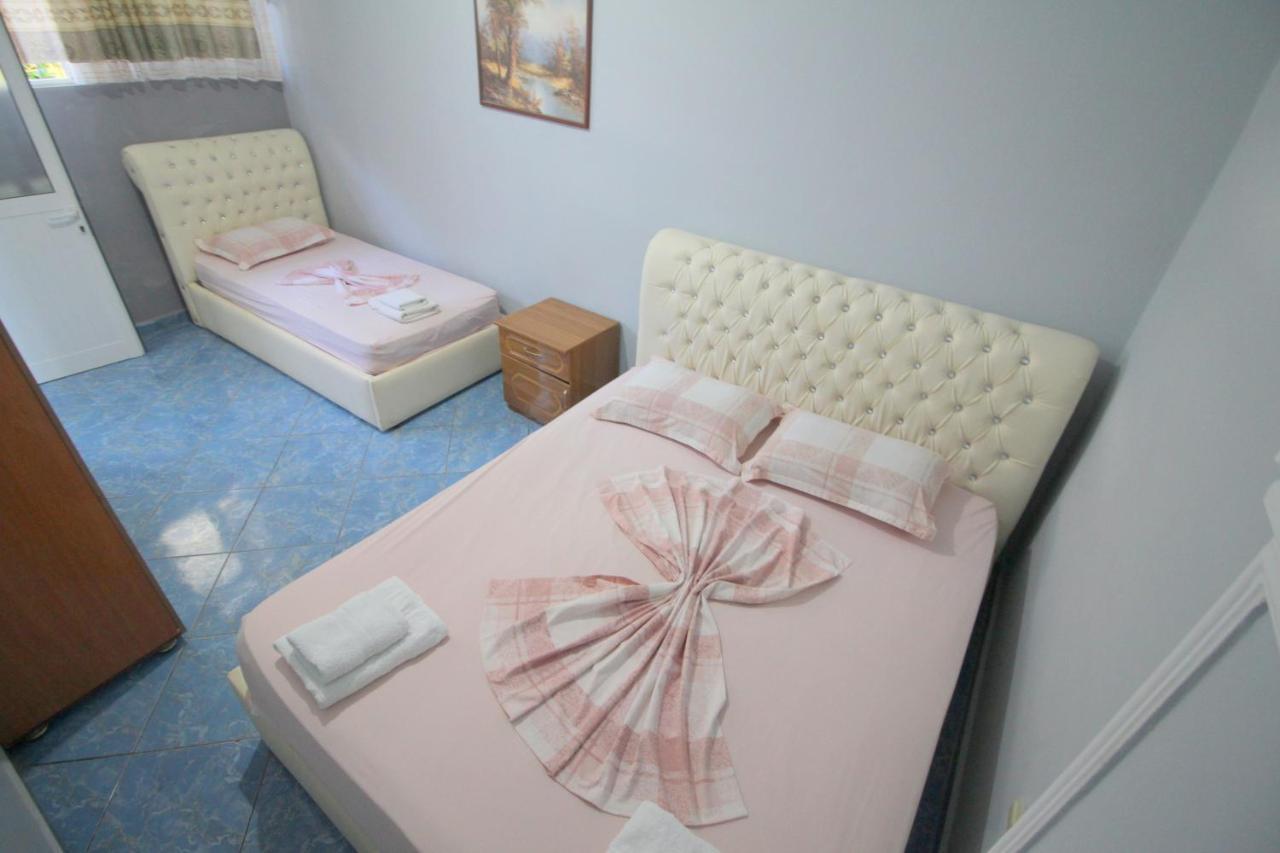 Andy Apartments Саранда Екстер'єр фото