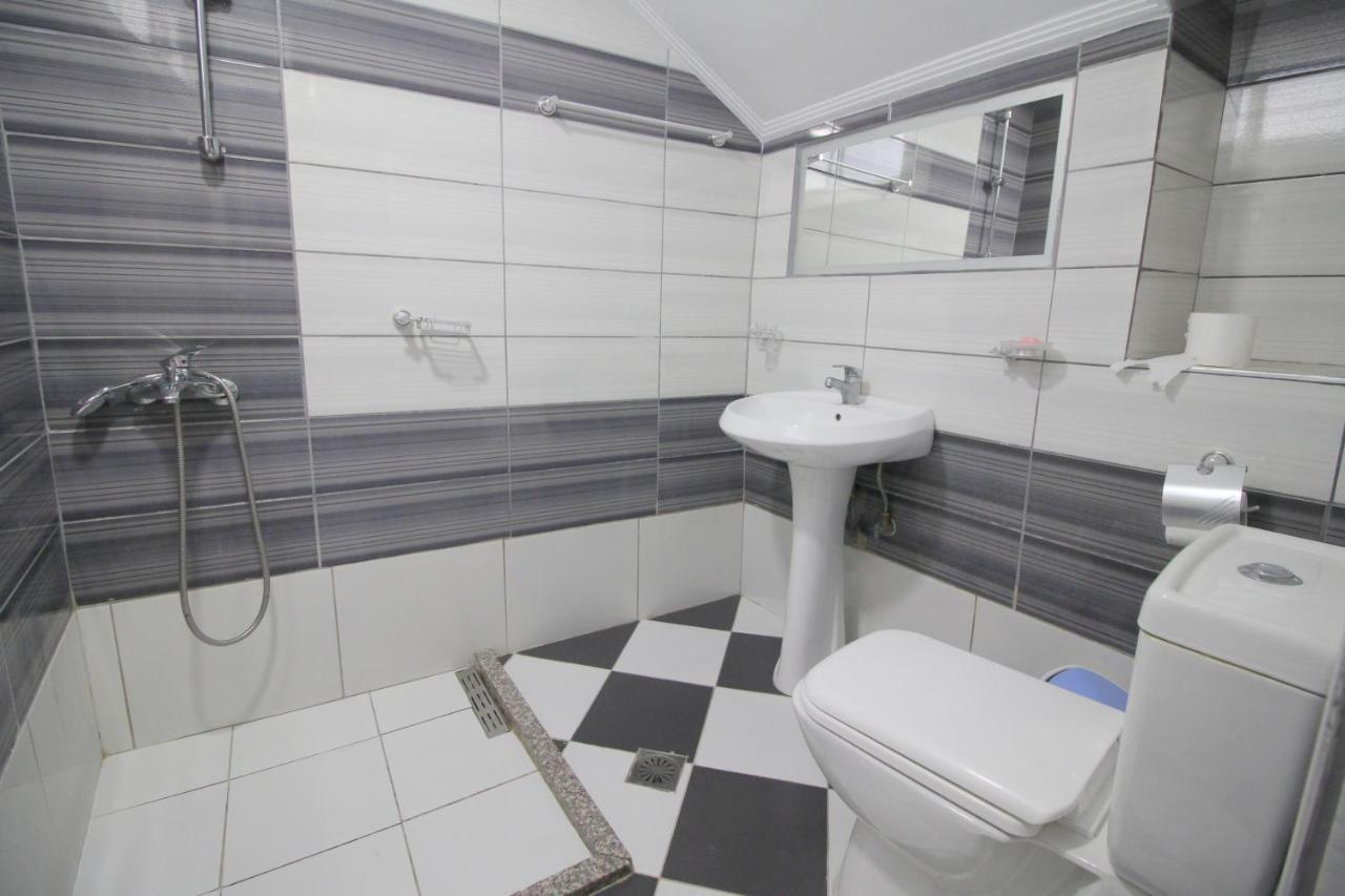 Andy Apartments Саранда Екстер'єр фото